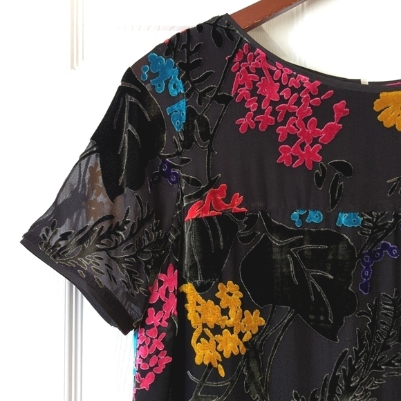 Maeve Anthropologie Alisa Floral Burnout Velvet & Silk Mini Tee Dress Black 4P - Picture 4 of 13